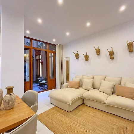 Piso Con Patio, 3 Habitaciones, En La Goleta マラガ エクステリア 写真